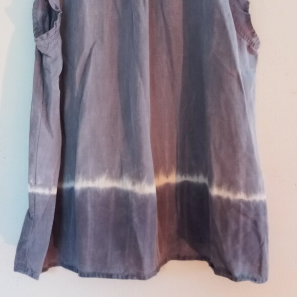CLOTH & STONE two-tone blue tie dye sleeveless top - Picture 3 of 9